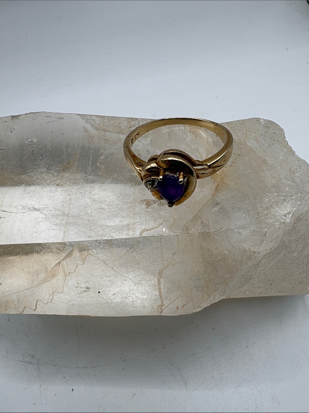 10k Gold Teardrop Amethyst with Diamond Ring size 7.5